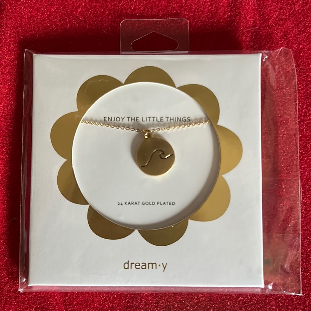 WAVE Dream-y ENJOY THE LITTLE THINGS Necklace 14 Karat Gold Plated